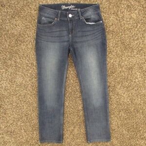 Wrangler Jeans Women's 7 Dark Wash Missy Essential Straight Leg Mid Rise‎ Denim
